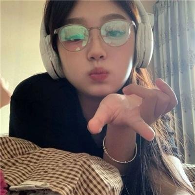 谁杀了她